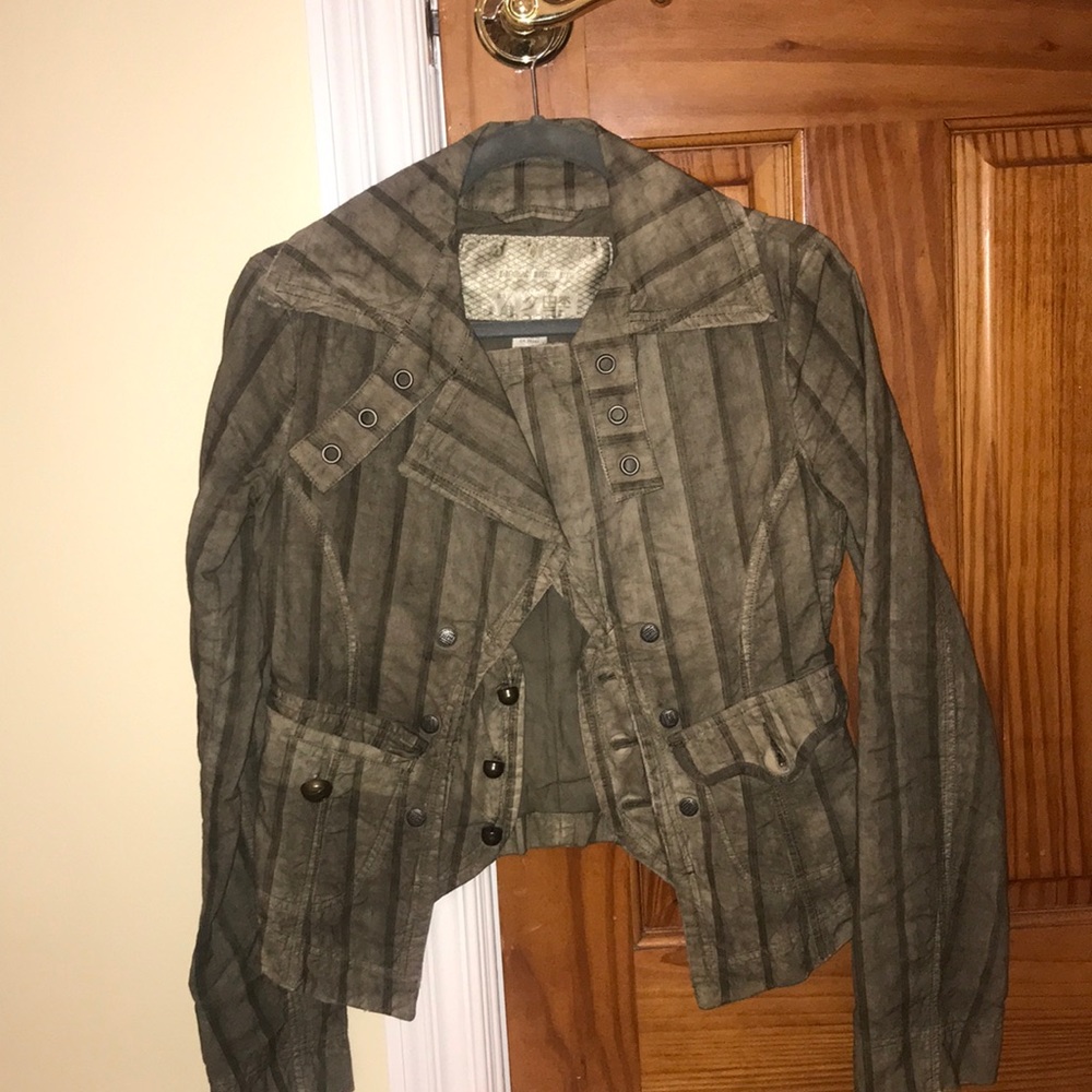 Fitted army colored/striped jacket
